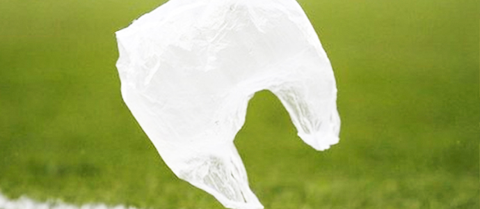 Гялгар уут хуванцар савыг байгальд хаяснаар 500-1000 жил хөрсөнд шингэхгүй байгаль орчныг бохирдуулдаг.