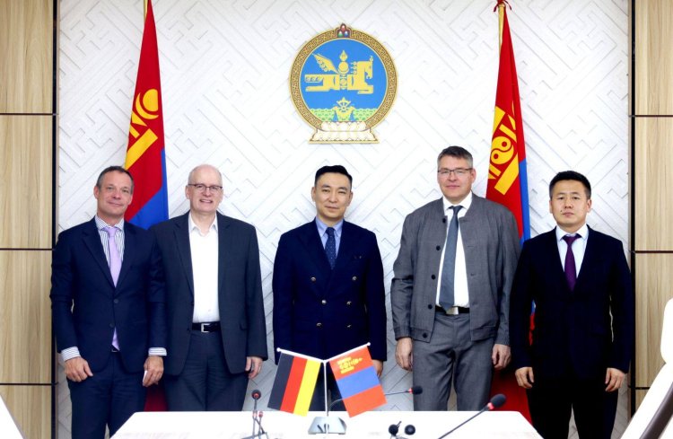 МОНГОЛ-ГЕРМАНЫ БАЙГАЛЬ ОРЧНЫ ХАМТЫН АЖИЛЛАГААНЫ ТАЛААР САНАЛ СОЛИЛЦЛОО