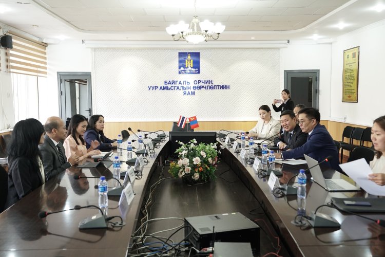 ГОВИЙН БҮСЭД ЦАГ АГААРТ ЗОРИУДААР НӨЛӨӨЛӨХ ЧИГЛЭЛД ХАМТРАН АЖИЛЛАНА