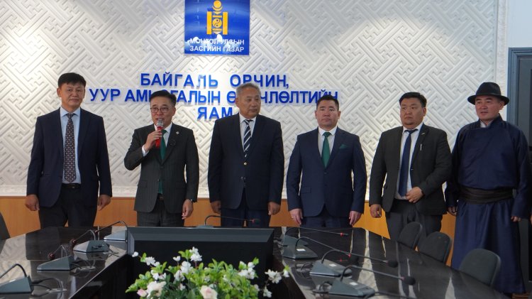 БОУАӨ-ИЙН САЙД Б.БАТБААТАР ТӨРИЙН ДЭЭД ОДОН, МЕДАЛЬ ГАРДУУЛЛАА