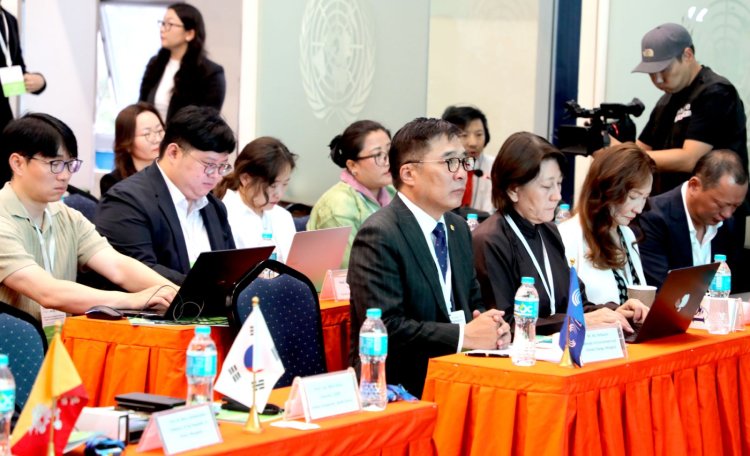 БОУАӨ-ИЙН САЙД Б.БАТБААТАР “ДУНД ӨРГӨРӨГИЙН БҮСИЙН СҮЛЖЭЭНИЙ 2025 ОНЫ ОЛОН УЛСЫН ЭЭЛЖИТ БАГА ХУРАЛ"-Д НЭЭЛТИЙН ИЛТГЭЛ ТАВИЛАА