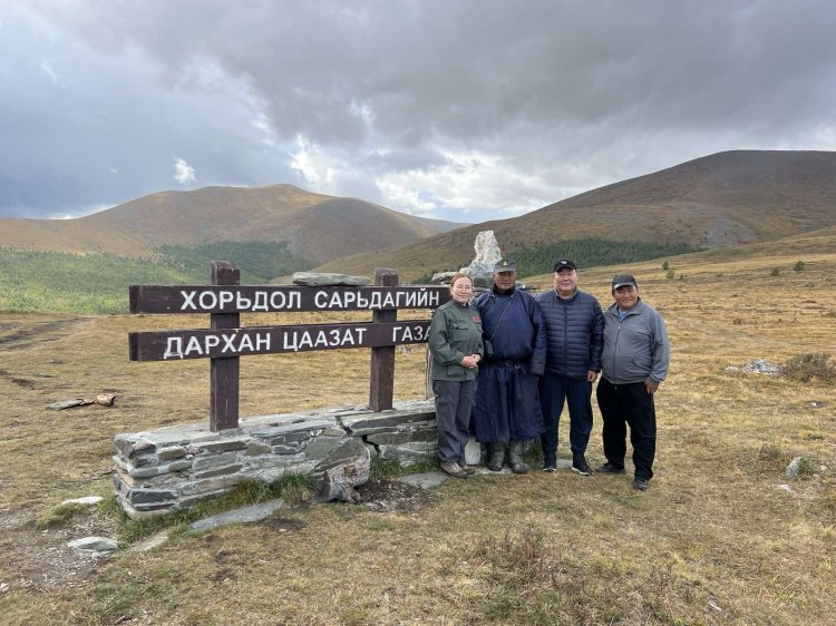 УЛААН ТАЙГЫН УЛСЫН ТУСГАЙ ГАЗРЫН ХАМГААЛАЛТЫН ЗАХИРГААНЫ ҮЙЛ АЖИЛЛАГААТАЙ ТАНИЛЦЛАА