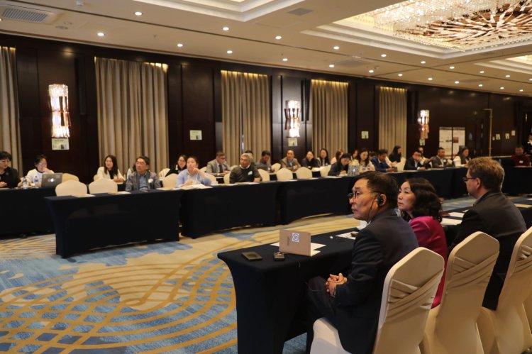 “ШИНЖЛЭХ УХААН – БОДЛОГО” ТАЛУУДЫН УУЛЗАЛТ БОЛЖ БАЙНА